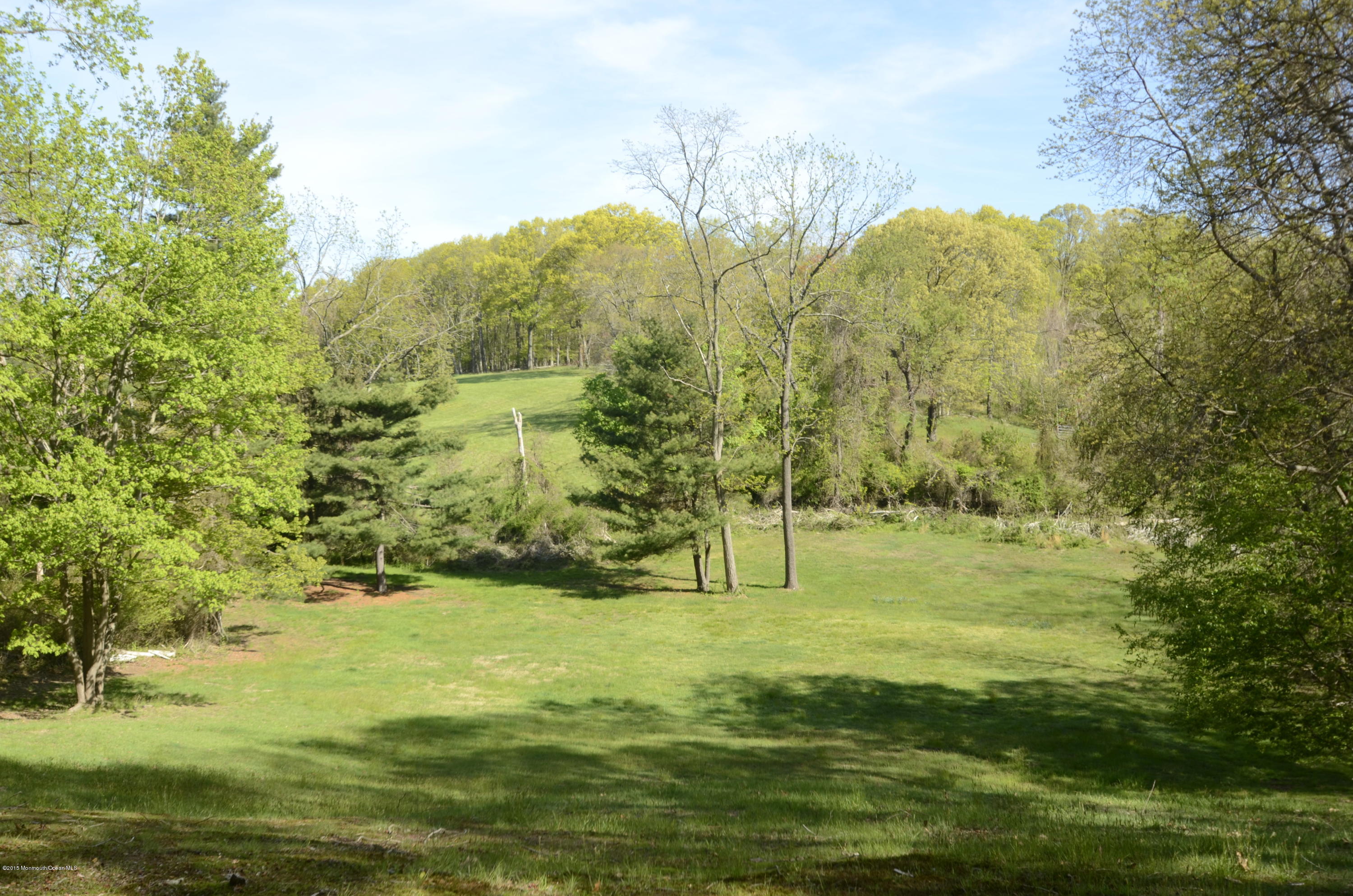 625 Cooper Road Middletown, NJ 07716 - Photo 20 of 20 Grounds