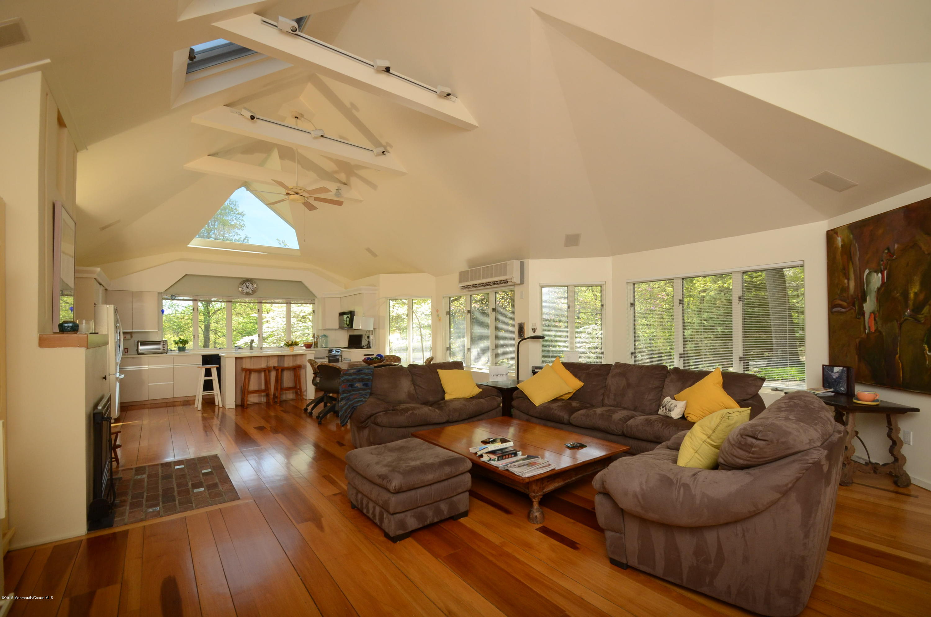 625 Cooper Road Middletown, NJ 07716 - Photo 10 of 20 Great Room