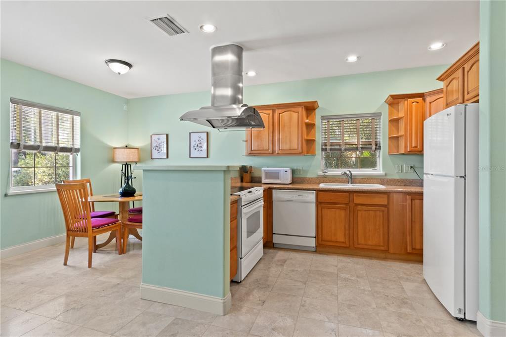 6515 Dimarco Road Tampa, FL 33634 - Photo 54 of 66