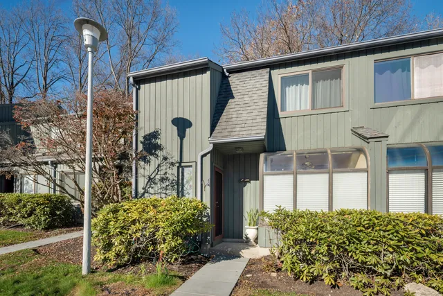 $3,700 | 123 Old Belden Hill Road, Unit 15, Norwalk, CT 06850