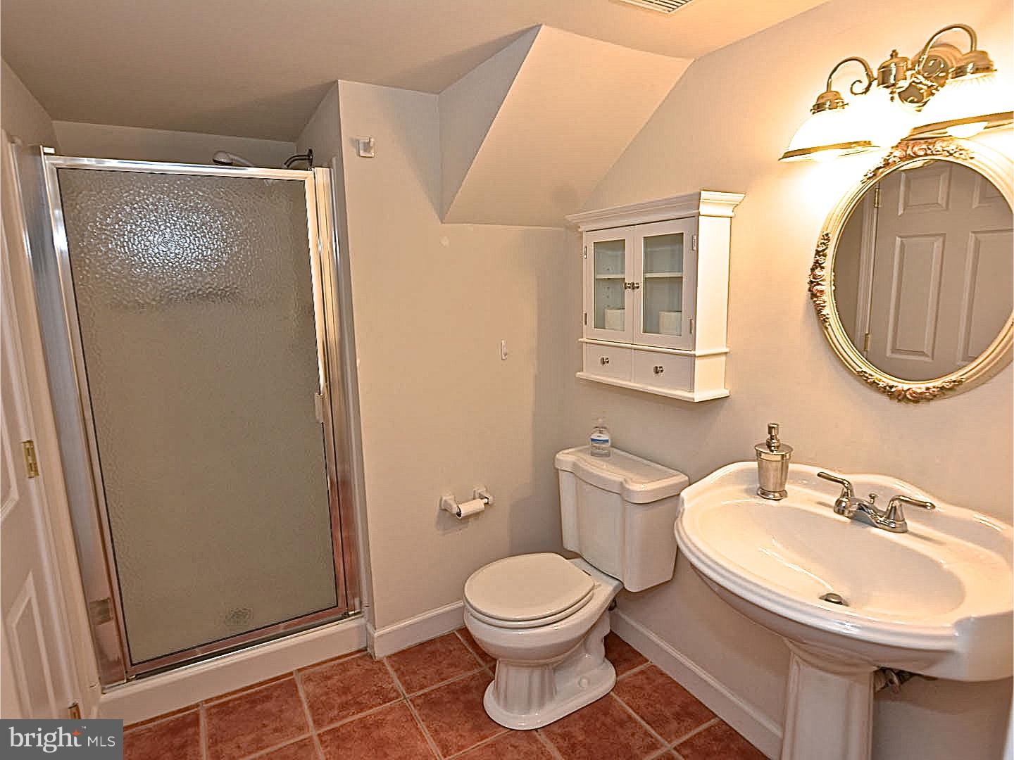 3674 Green Ridge Road Furlong, PA 18925 - Photo 21 of 22 Bathroom