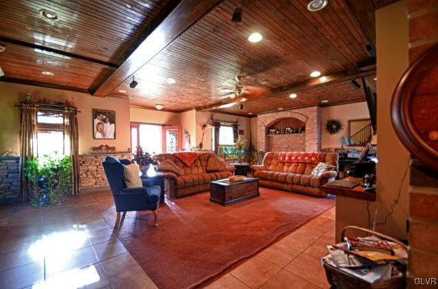 1862 Minesite Road Allentown, PA 18103 - Photo 3 of 32 Gallery Image 3