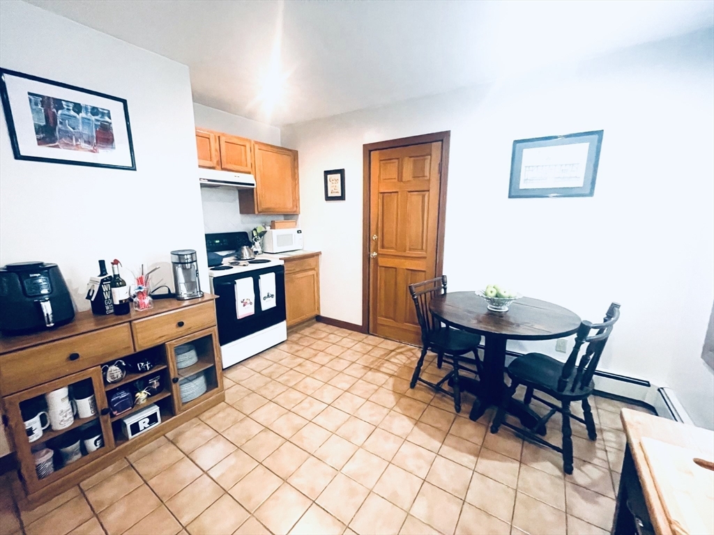 608 East 2nd Street, Unit 1 Boston, MA 02127 - Photo 3 of 10