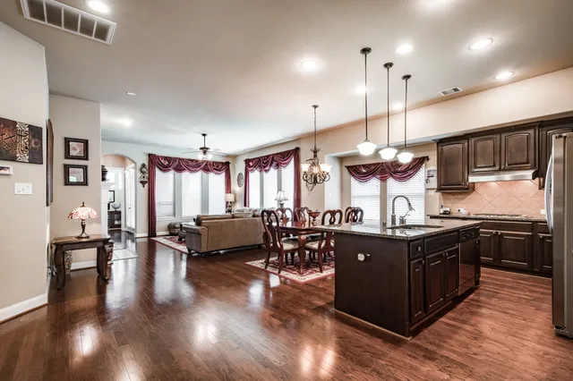 $2,400 | 20050 Mitchell Cove Drive, Porter, TX 77365