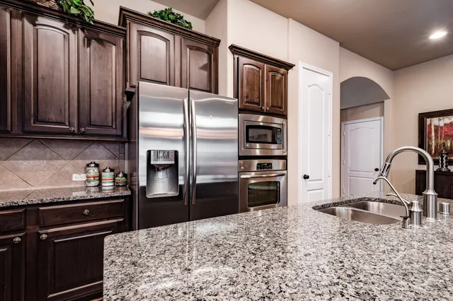 $2,400 | 20050 Mitchell Cove Drive, Porter, TX 77365