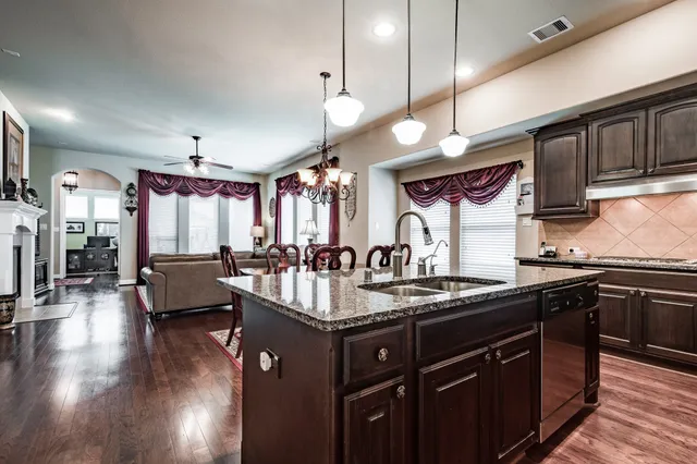 $2,400 | 20050 Mitchell Cove Drive, Porter, TX 77365