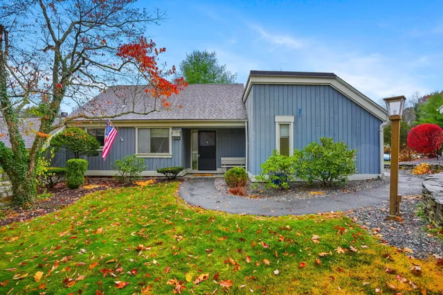 $345,000 | 511 Heritage Village, Unit B, Southbury, CT 06488