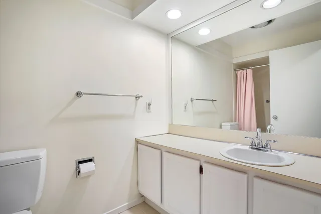 $345,000 | 511 Heritage Village, Unit B, Southbury, CT 06488