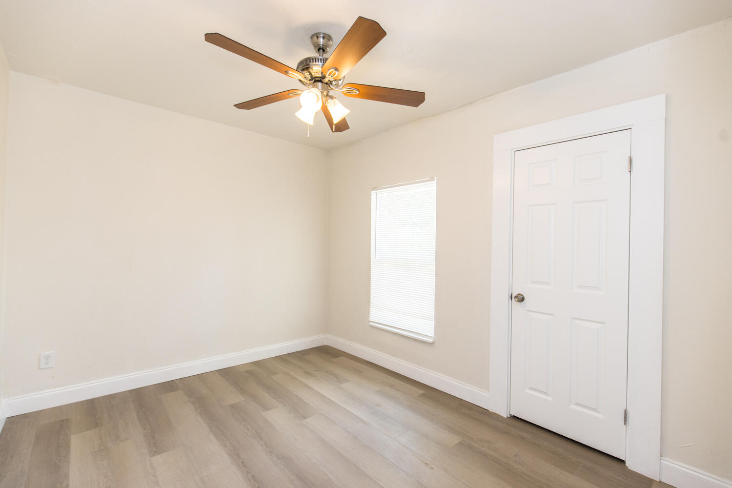 871 East Dolphin Ridge Road West Palm Beach, FL 33406 - Photo 24 of 35 1A1A1084