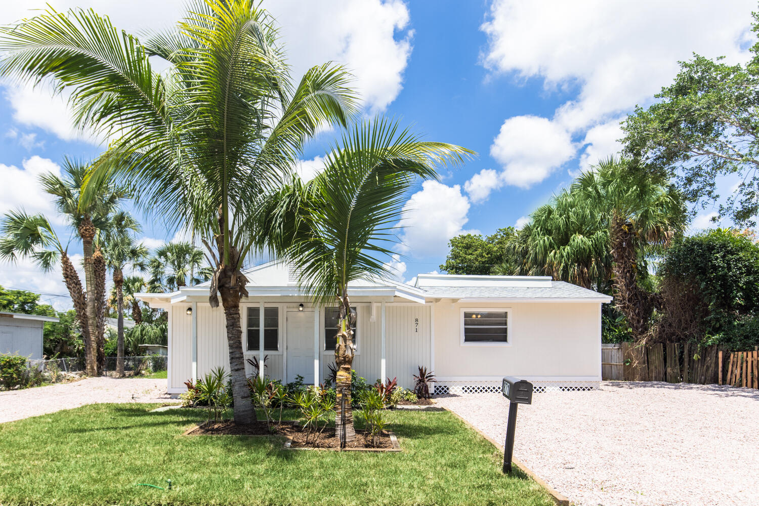 871 East Dolphin Ridge Road West Palm Beach, FL 33406 - Photo 8 of 35 1A1A1041