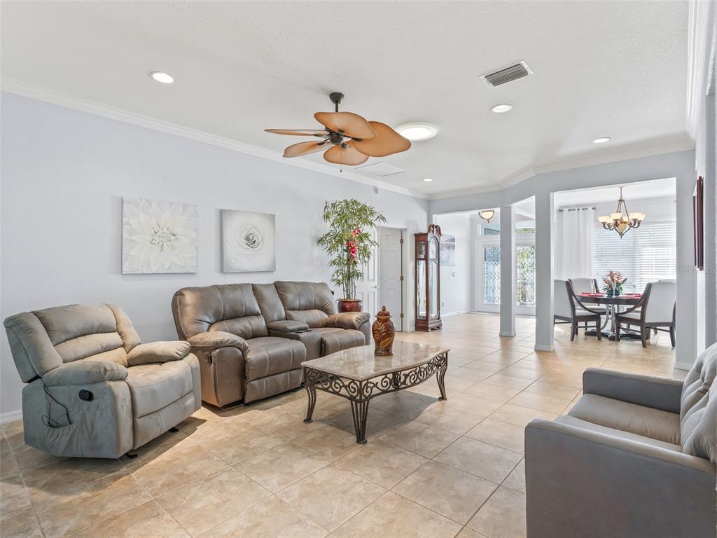 9052 Southeast 130th Loop Summerfield, FL 34491 - Photo 10 of 46