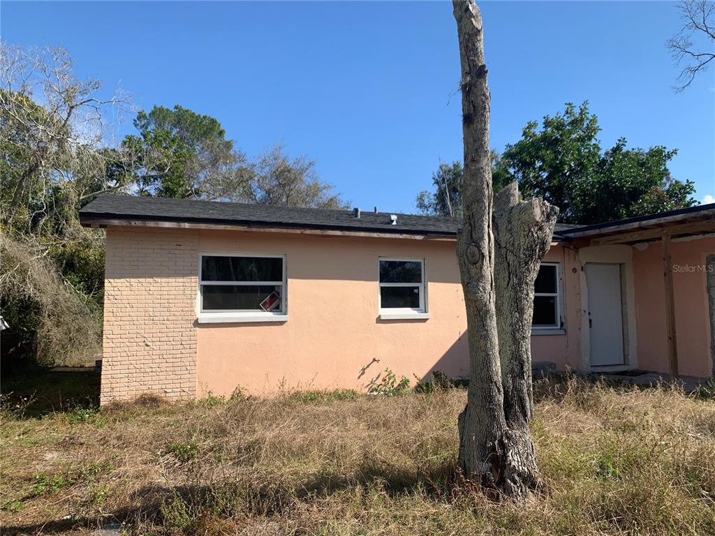 2181 22nd Way Southwest Largo, FL 33774 - Photo 6 of 12