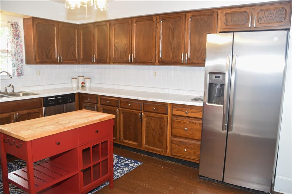 1811 Maple Street Columbus, IN 47201 - Photo 11 of 29 Gallery Image 11