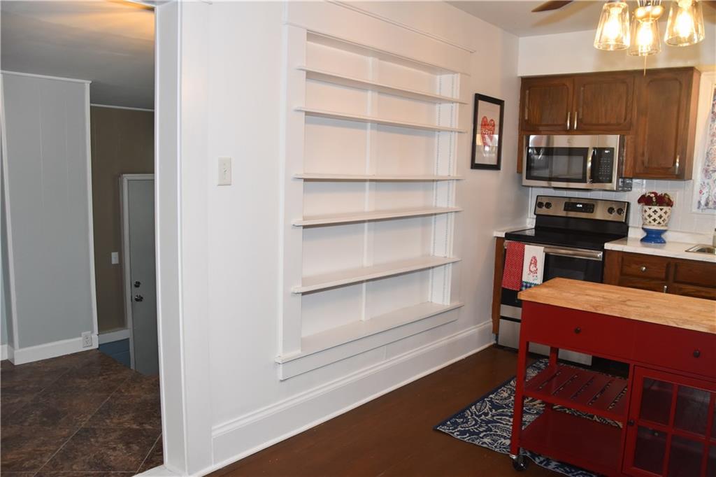 1811 Maple Street Columbus, IN 47201 - Photo 12 of 29 Gallery Image 12