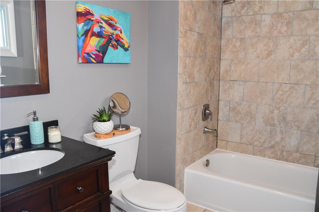1811 Maple Street Columbus, IN 47201 - Photo 19 of 29 Gallery Image 19
