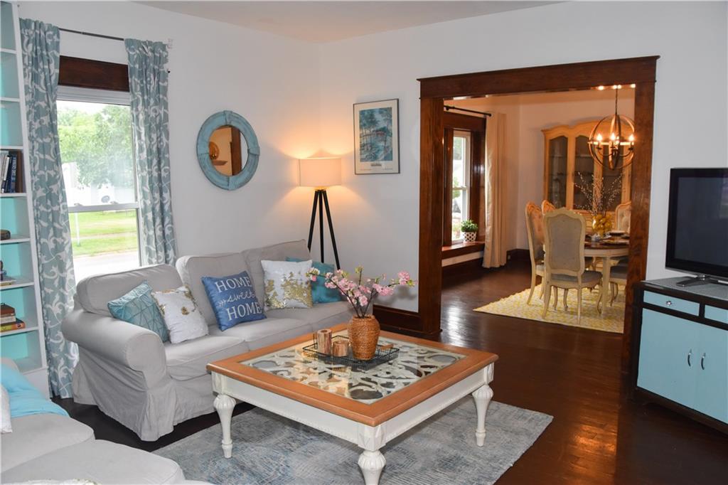 1811 Maple Street Columbus, IN 47201 - Photo 5 of 29 Gallery Image 5