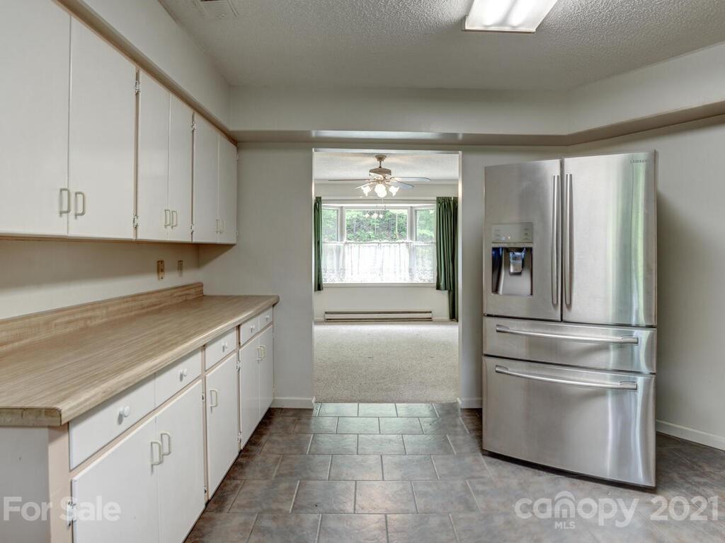 226 Church Road Fairview, NC 28730 - Photo 11 of 41 Gallery Image 11