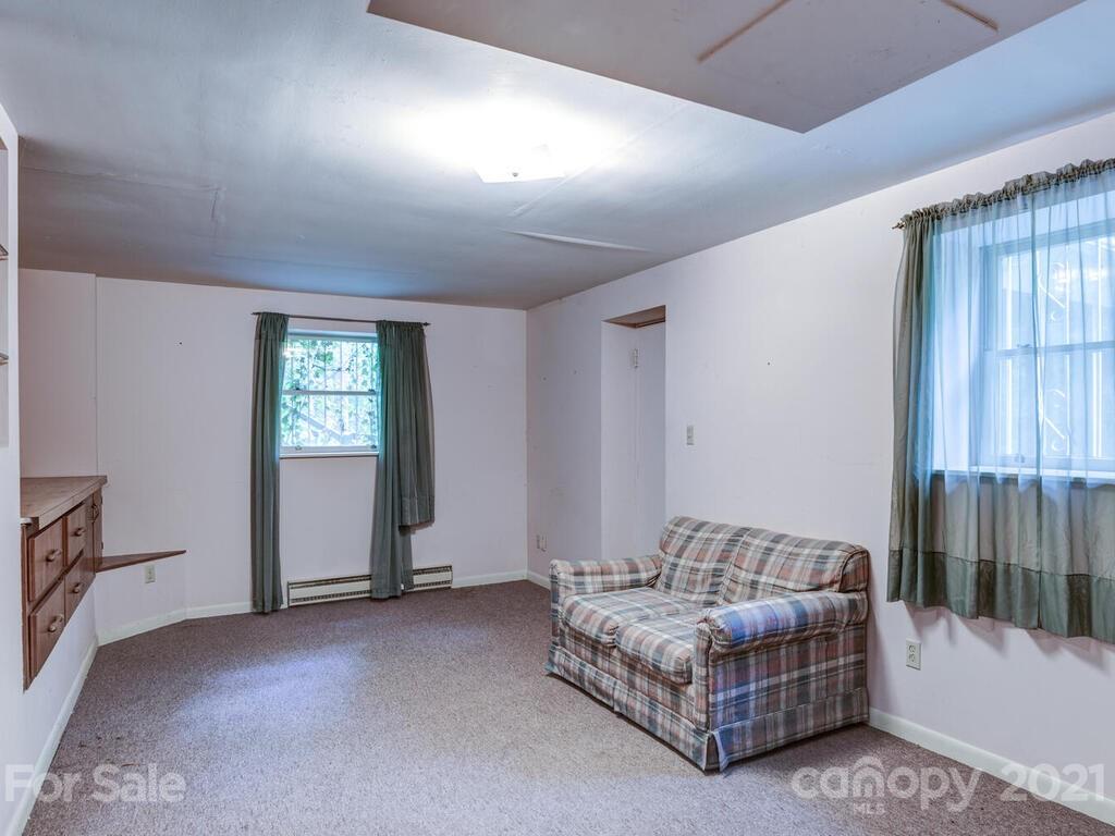 226 Church Road Fairview, NC 28730 - Photo 27 of 41 Gallery Image 27