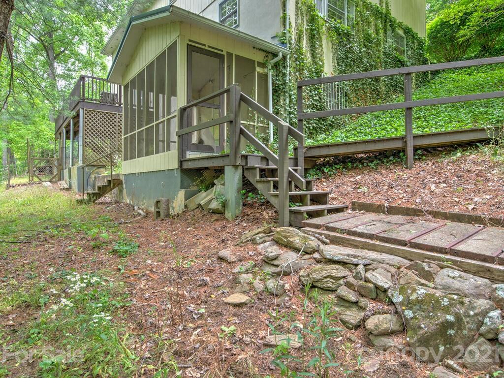 226 Church Road Fairview, NC 28730 - Photo 36 of 41 Gallery Image 36