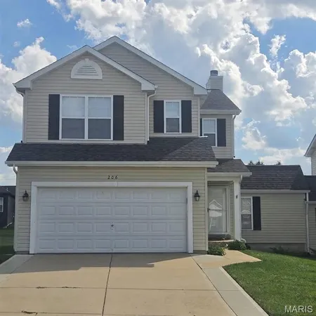 $330,000 | 206 Colonial Crossing, Wentzville, MO 63385