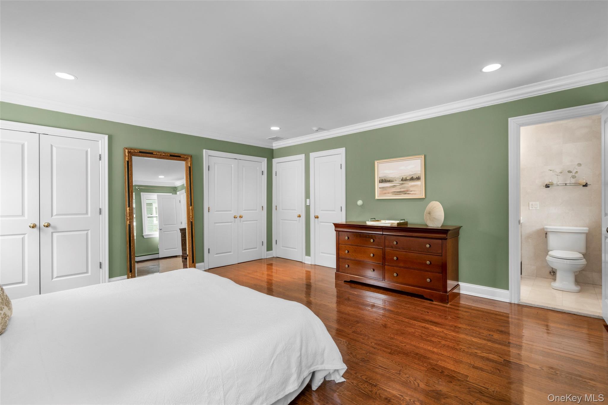 37 Barlow Lane Rye, NY 10580 - Photo 16 of 40 Three closets with built ins and an en-suite marble bath