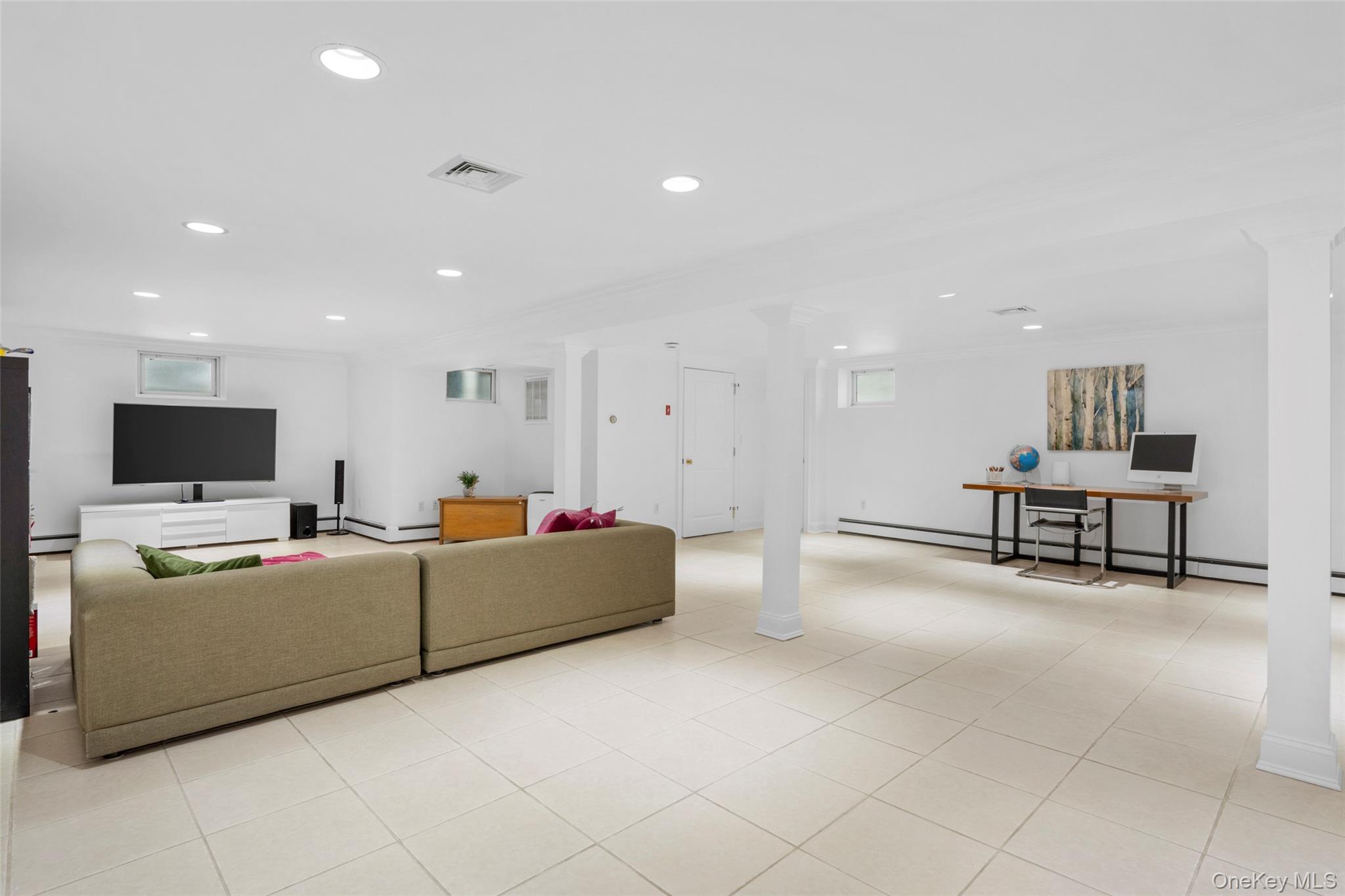 37 Barlow Lane Rye, NY 10580 - Photo 19 of 40 Family Room - ideal for a media space or game room