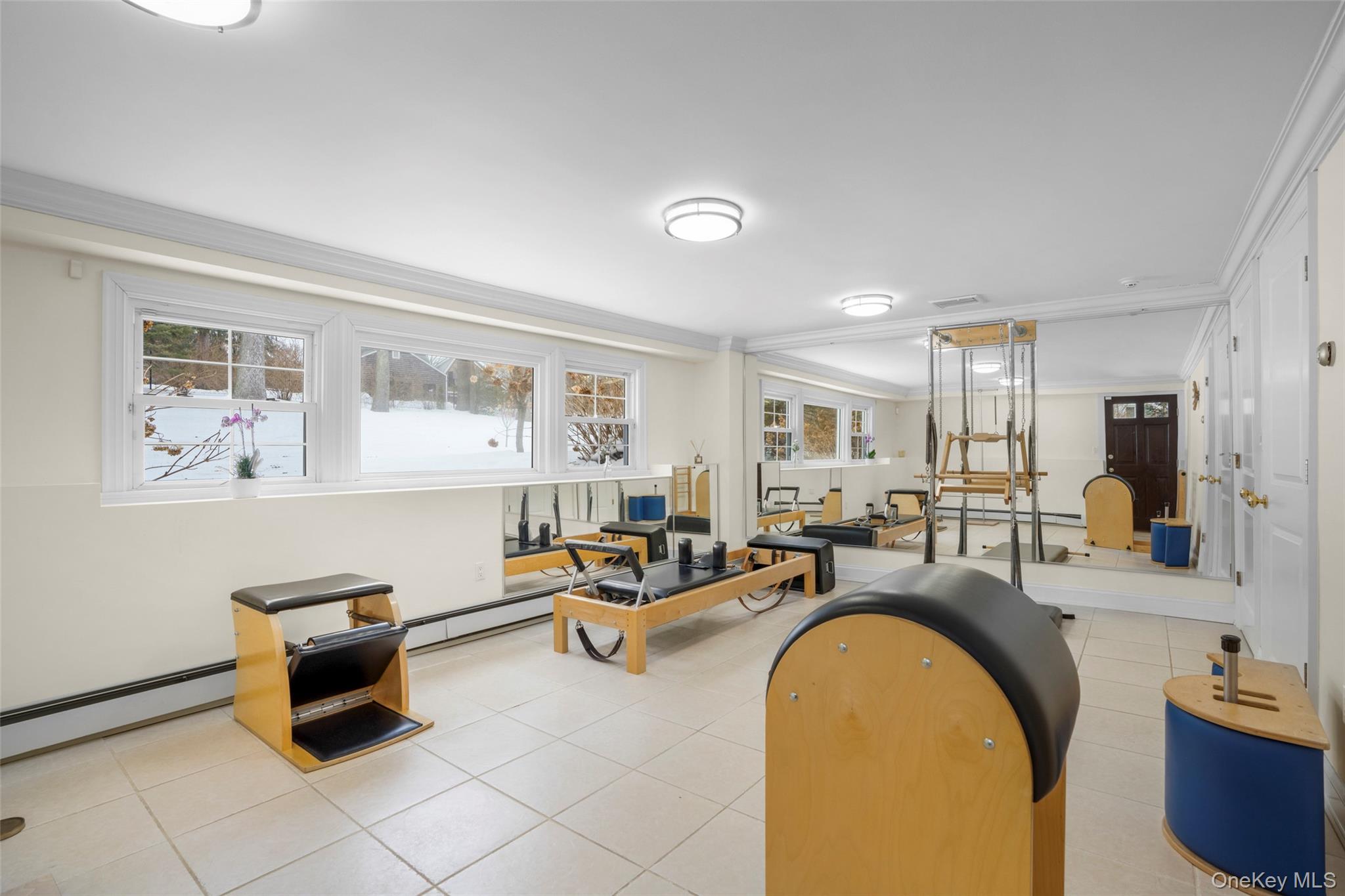 37 Barlow Lane Rye, NY 10580 - Photo 20 of 40 Ground floor bedroom with separate entrance on the same level as the garage.
