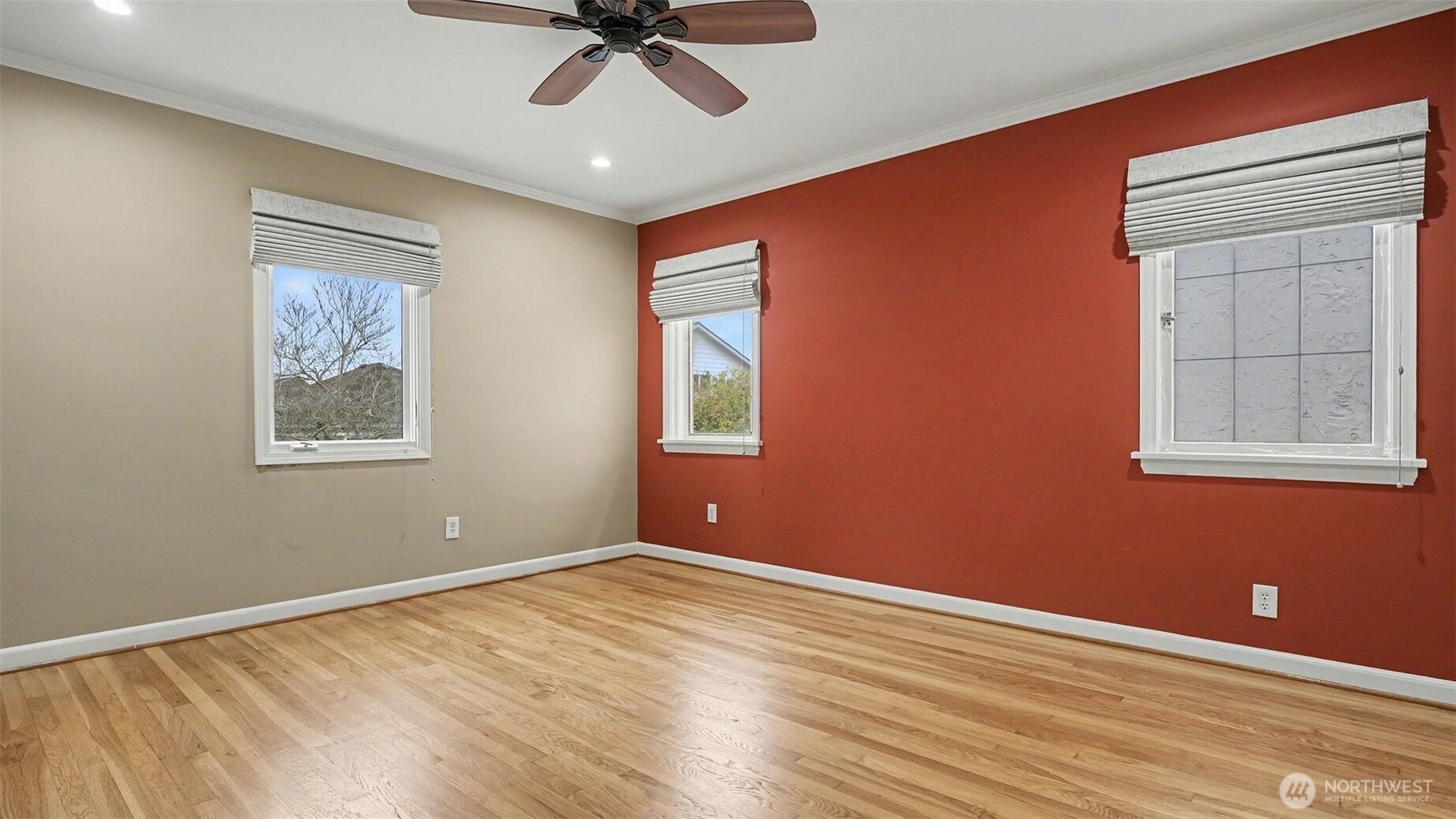 4335 Northeast 45th Street Seattle, WA 98105 - Photo 12 of 33