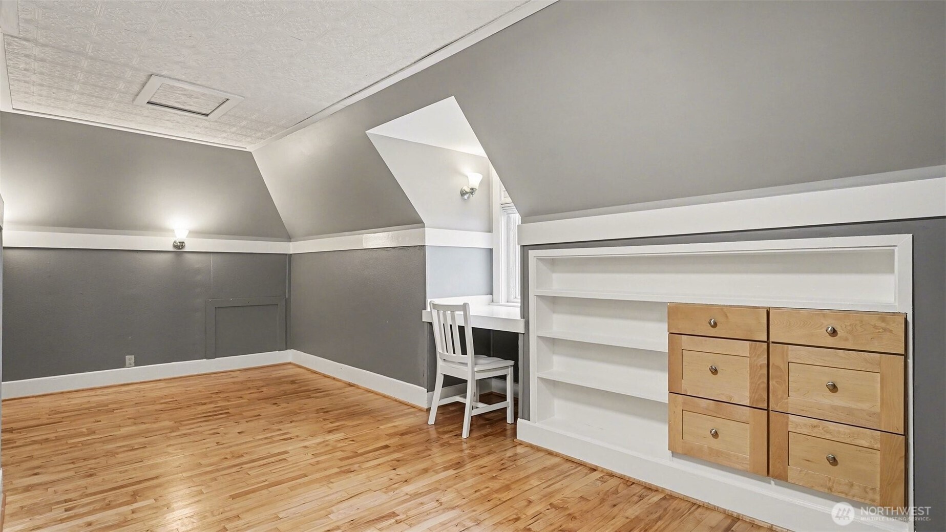 4335 Northeast 45th Street Seattle, WA 98105 - Photo 16 of 33