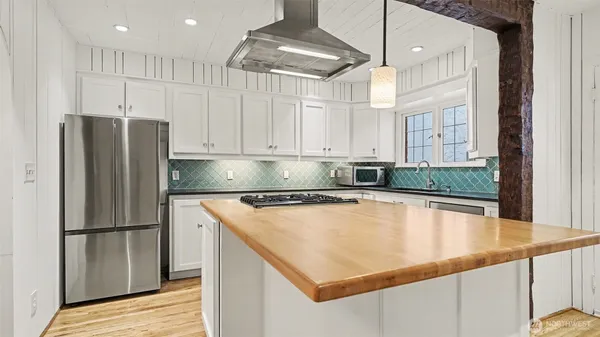 $1,780,000 | 4335 Northeast 45th Street, Seattle, WA 98105