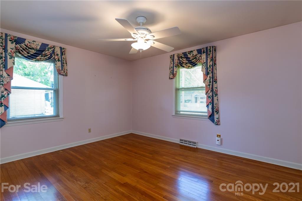 206 North Roxford Road Kings Mountain, NC 28086 - Photo 22 of 22 Gallery Image 22