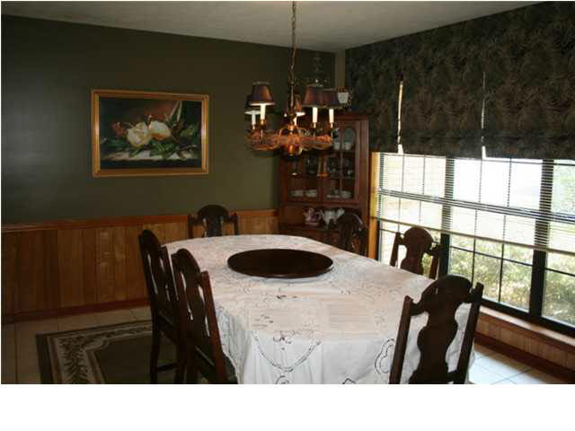 105 McCarty Road Byram, MS 39212 - Photo 6 of 18 Dining