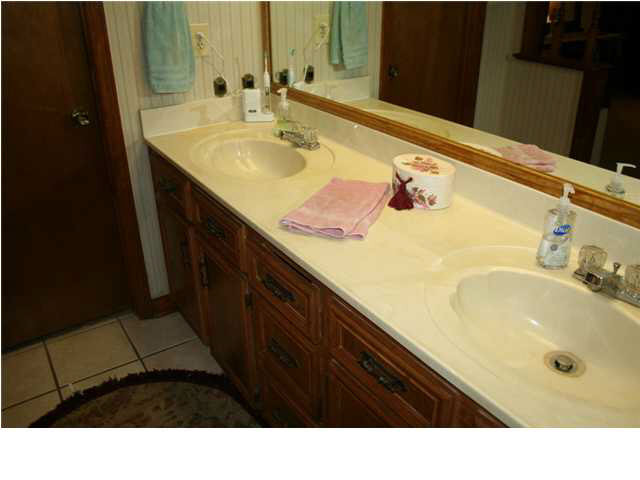 105 McCarty Road Byram, MS 39212 - Photo 9 of 18 Master Bath