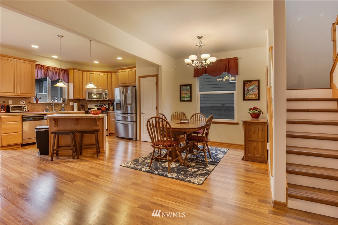 24019 22nd Avenue West Bothell, WA 98021 - Photo 5 of 25