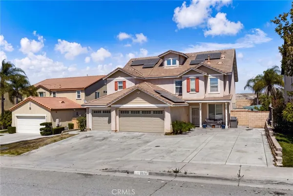 $800,000 | 8028 La Crosse Way, Riverside, CA 92508