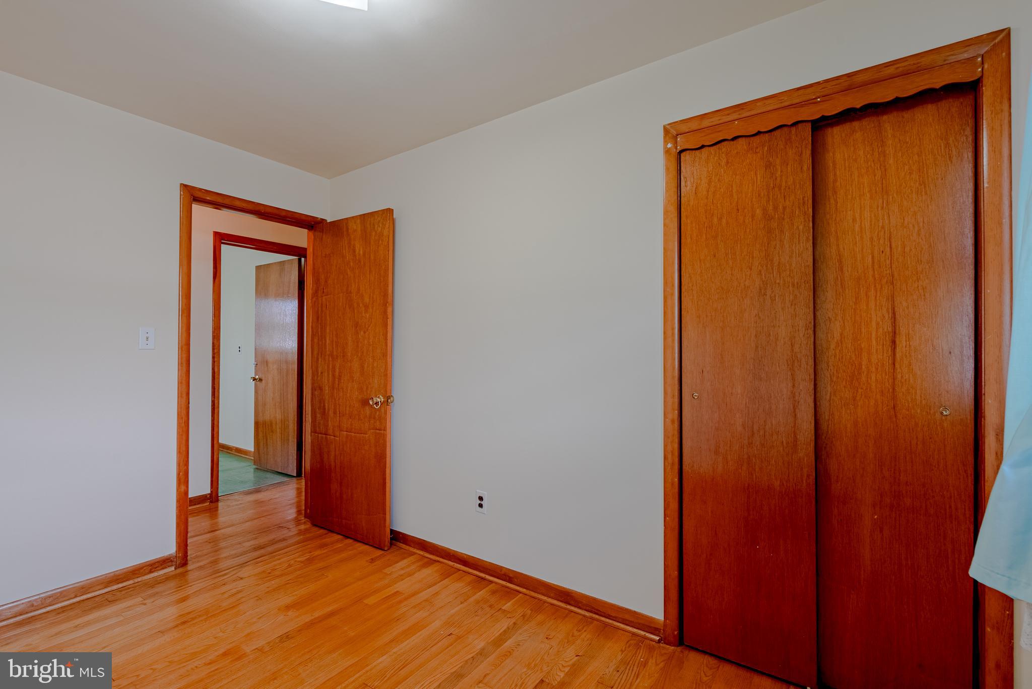 1208 Ridgeshire Road Dundalk, MD 21222 - Photo 20 of 34