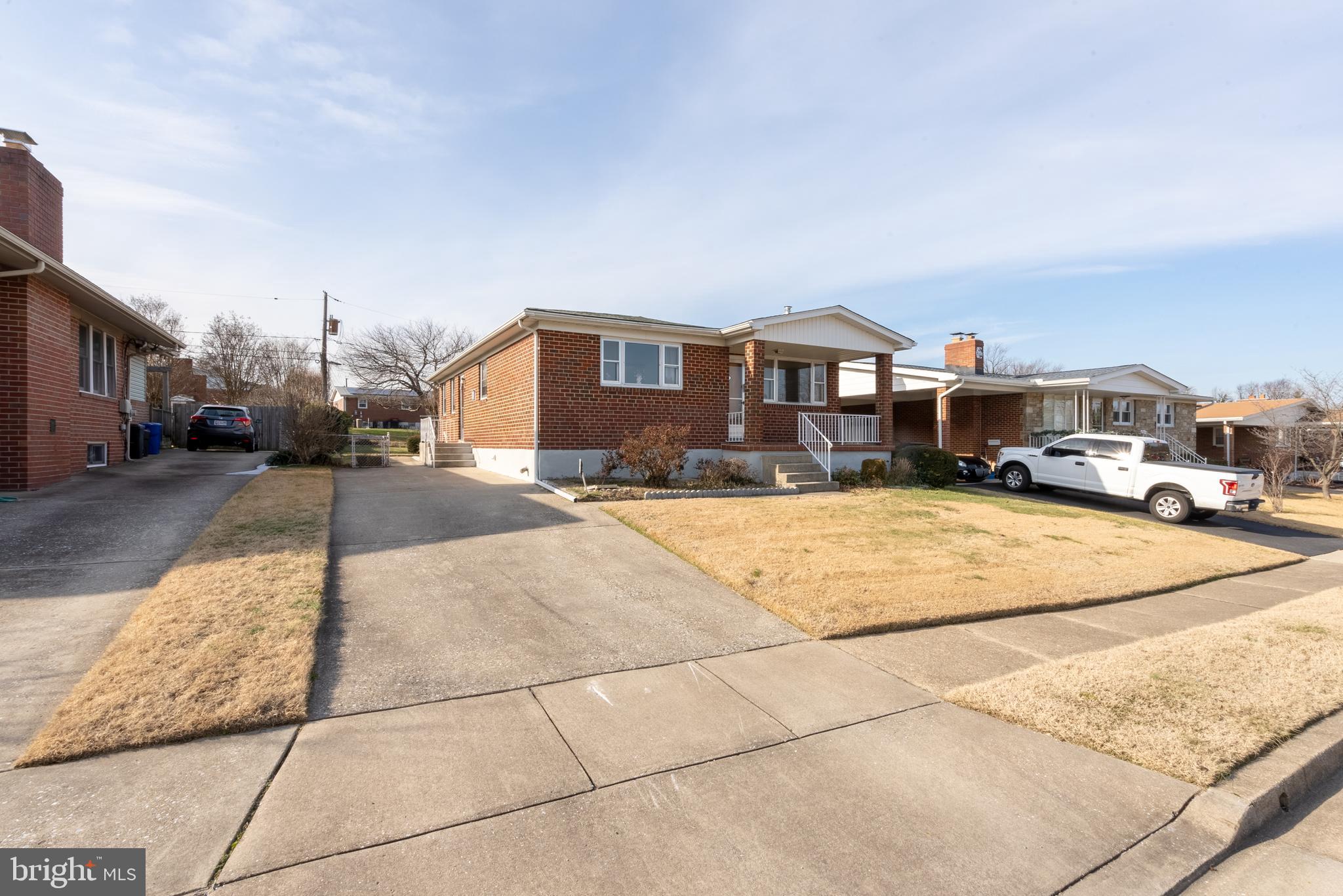 1208 Ridgeshire Road Dundalk, MD 21222 - Photo 2 of 34