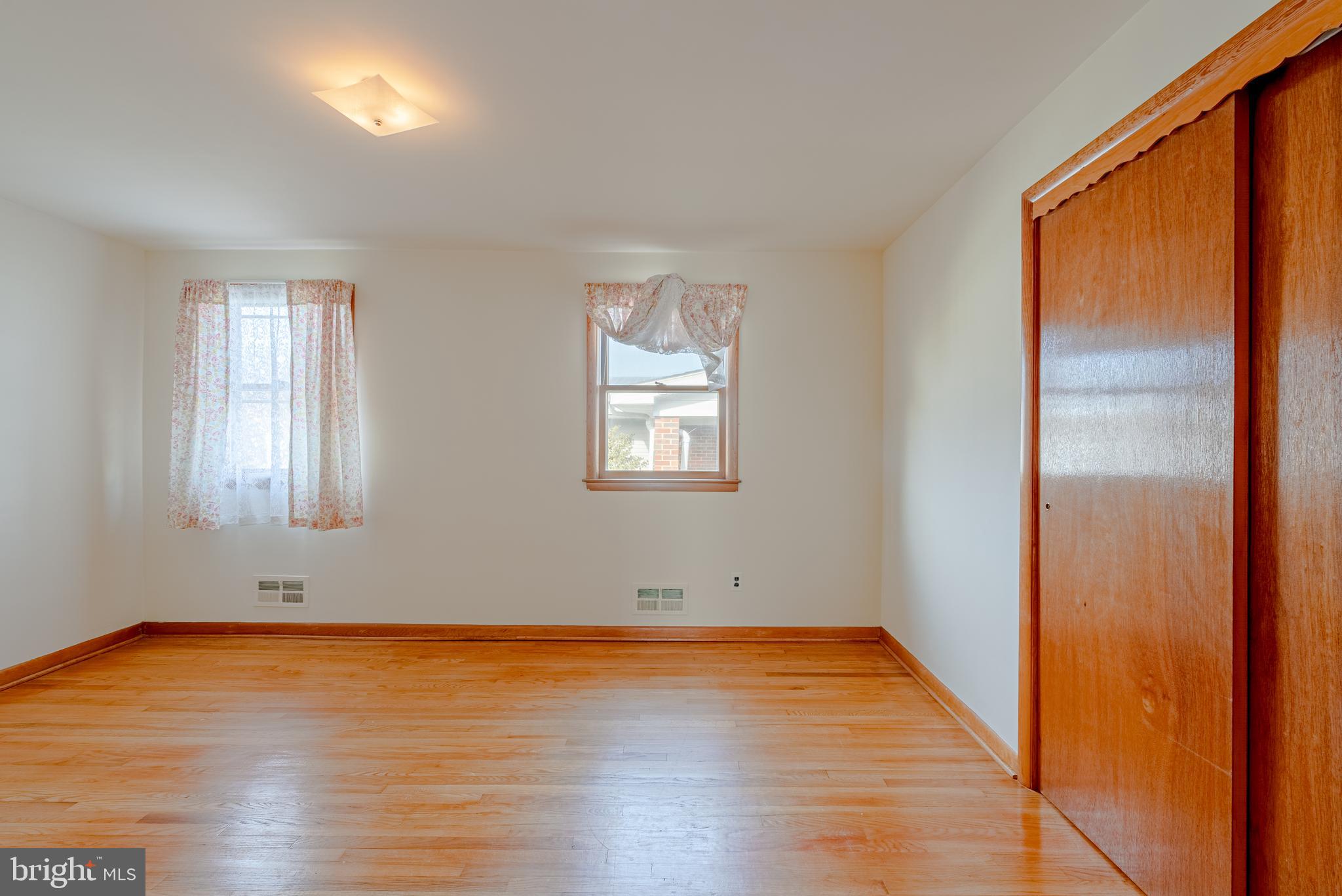 1208 Ridgeshire Road Dundalk, MD 21222 - Photo 21 of 34