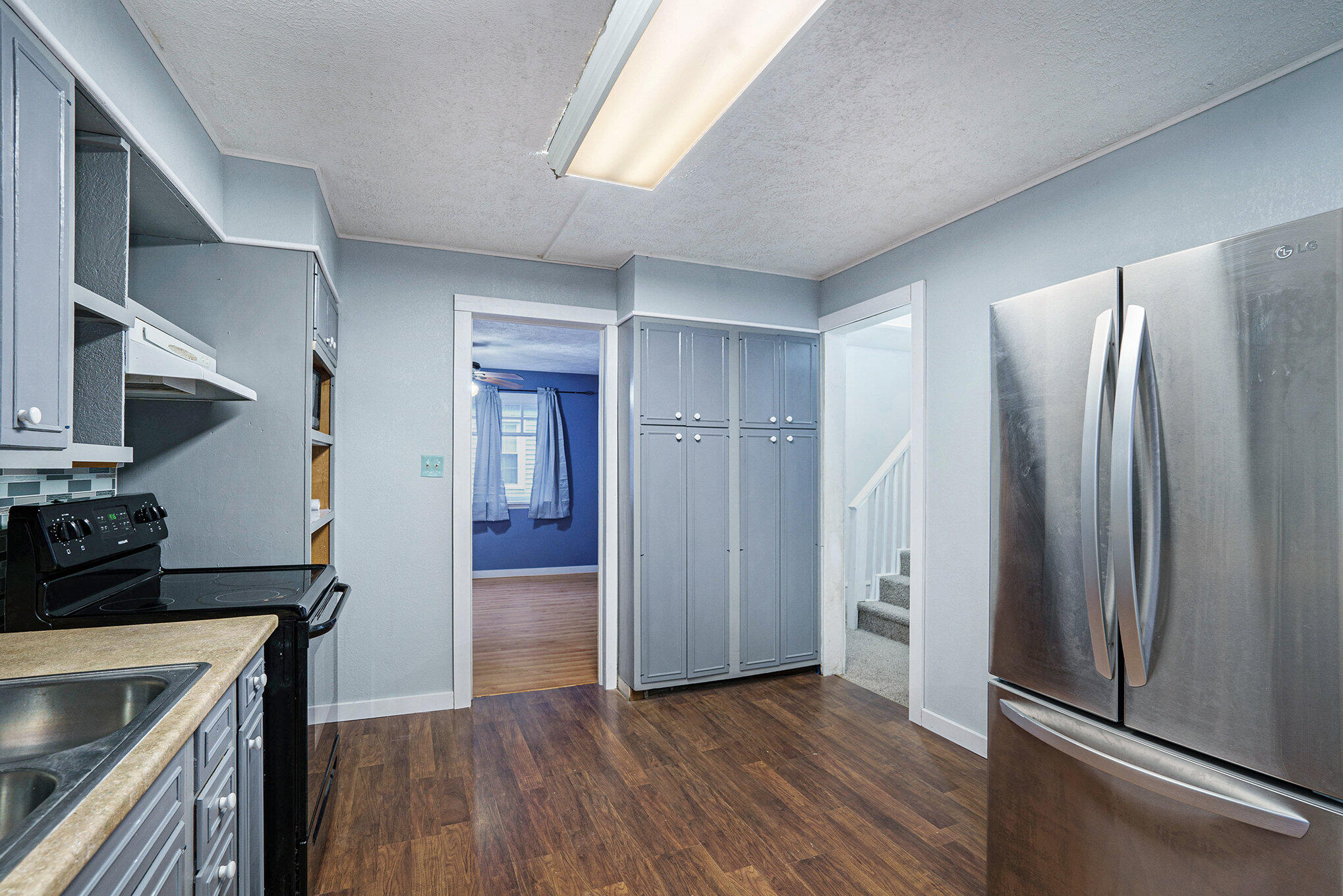 206 East Hoffman Street Three Rivers, MI 49093 - Photo 7 of 22 Kitchen