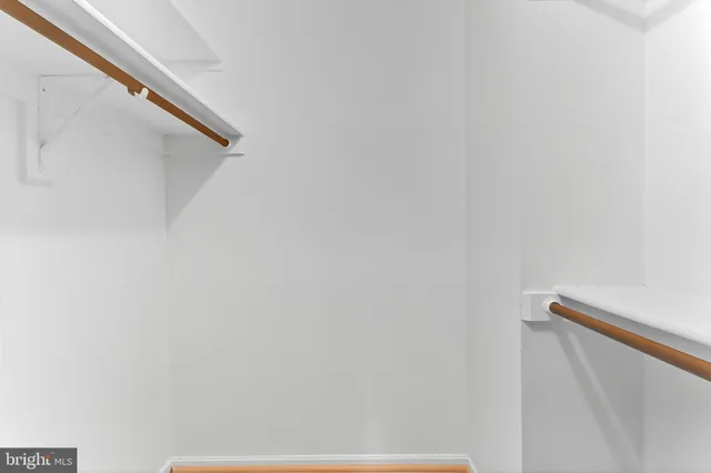 $365,000 | 2100 Langston Boulevard, Unit 335, Arlington, VA 22201