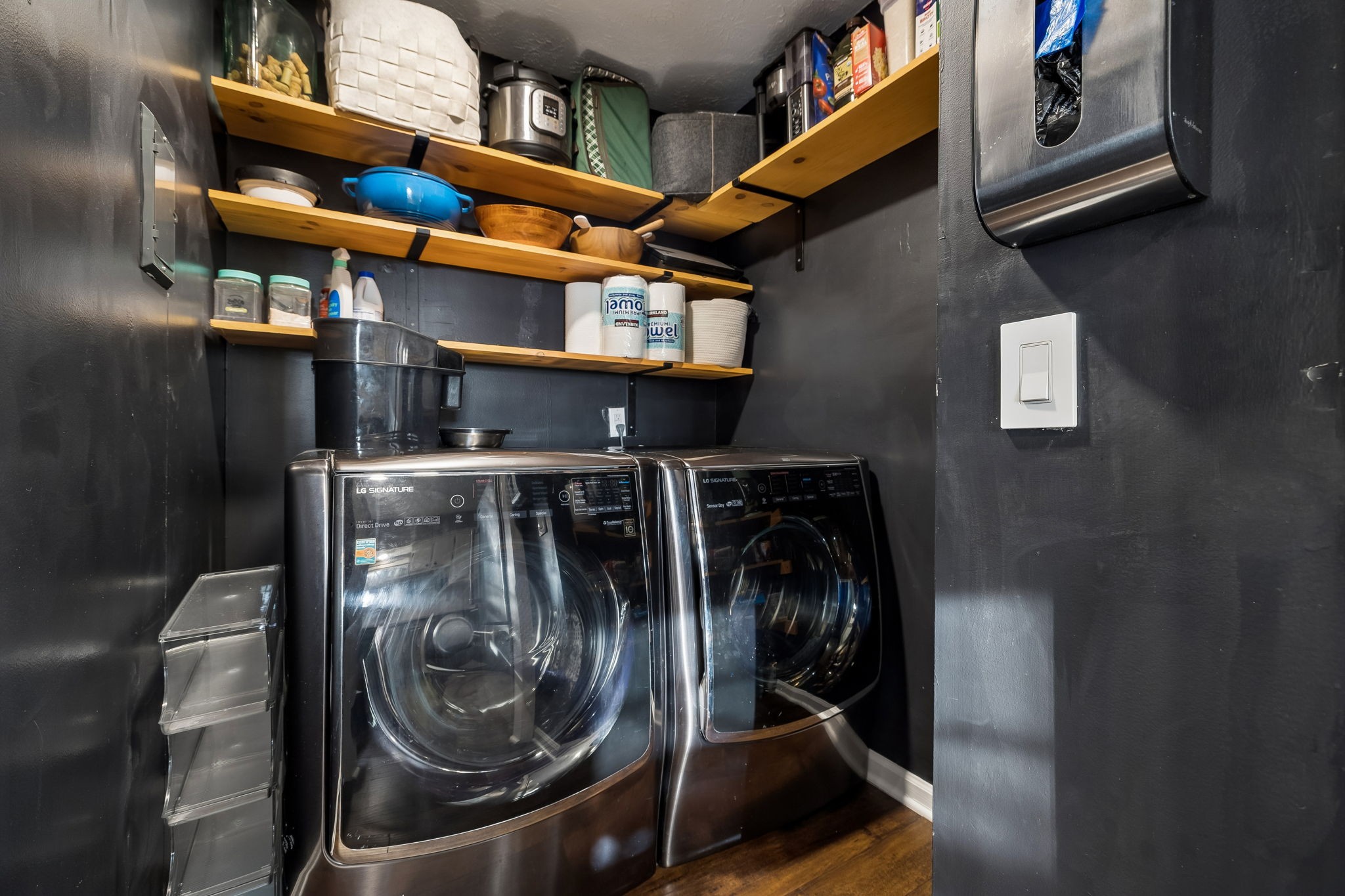 387 Huntington Ridge Drive Nashville, TN 37211 - Photo 15 of 46 a close view of water heater room
