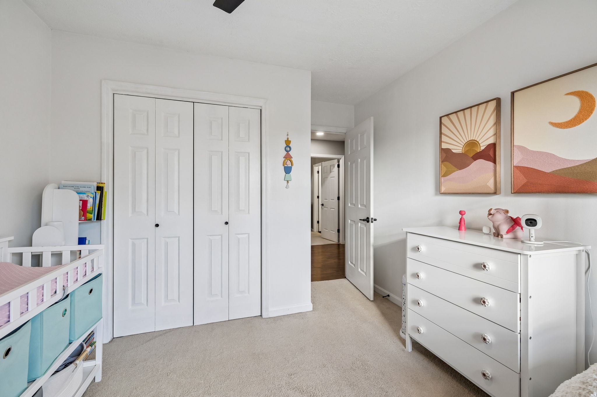 387 Huntington Ridge Drive Nashville, TN 37211 - Photo 23 of 46 a view of room with baby crib and dresser