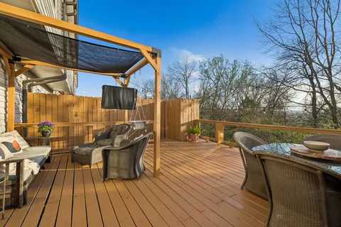 $349,900 | 387 Huntington Ridge Drive, Nashville, TN 37211