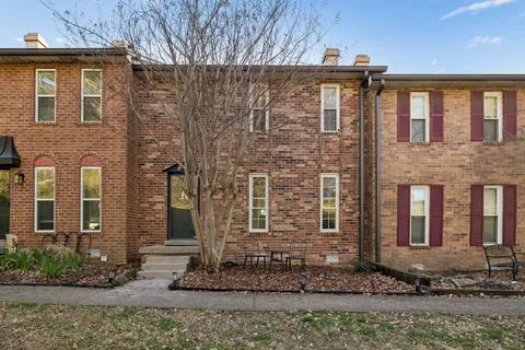 $349,900 | 387 Huntington Ridge Drive, Nashville, TN 37211