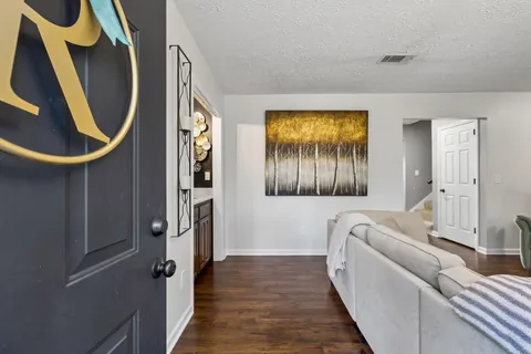 $349,900 | 387 Huntington Ridge Drive, Nashville, TN 37211