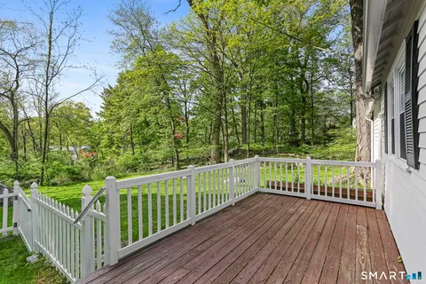 $795,000 | 4 Topping Lane, Norwalk, CT 06854