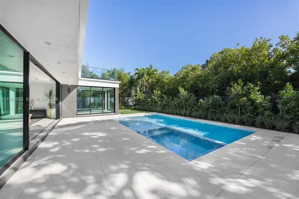 $7,950,000 | 30 Samana Drive, Coconut Grove, FL 33133