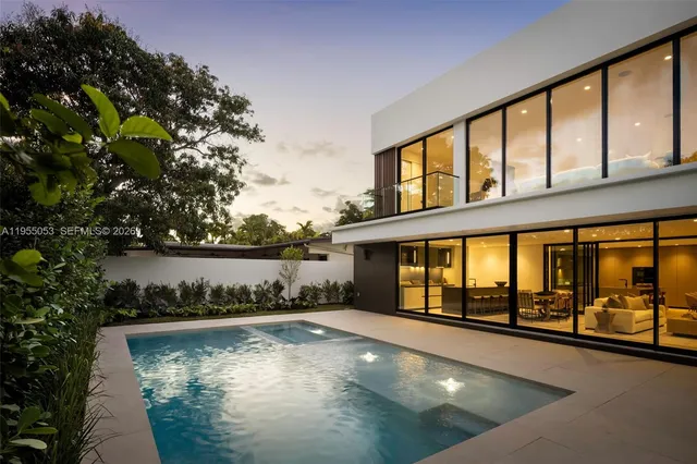 $8,390,000 | 30 Samana Drive, Coconut Grove, FL 33133