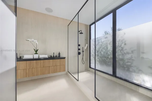 $7,950,000 | 30 Samana Drive, Coconut Grove, FL 33133