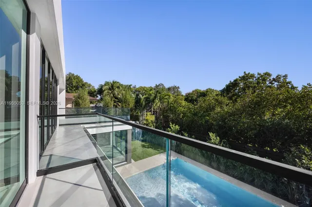 $8,390,000 | 30 Samana Drive, Coconut Grove, FL 33133